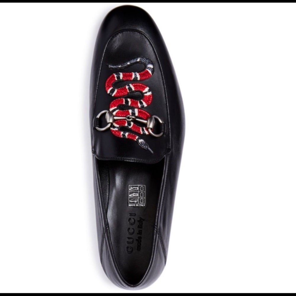 Gucci Men’s Brixton Snake-appliqué Loafers